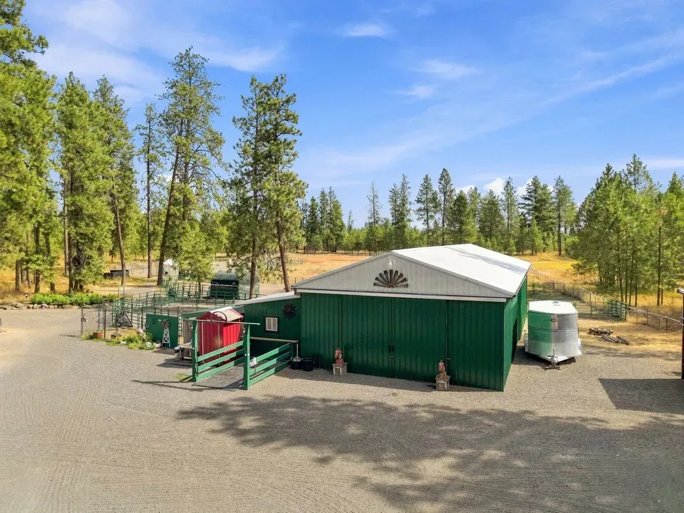 4 Bed 2 Bath Established Mid-Century Residence in Spokane, WA - 4