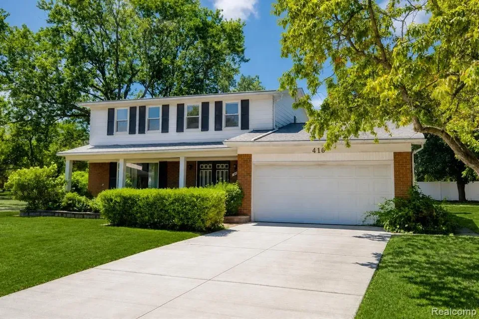 4 Bed 2 Bath Established Mid-Century Residence in Troy, MI - 5