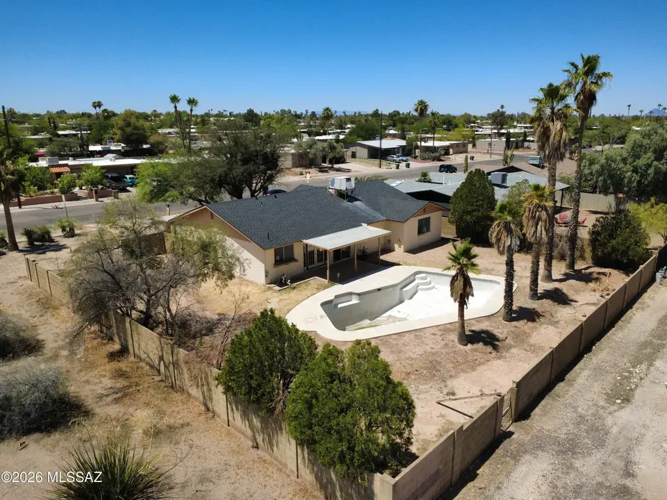 4 Bed 2 Bath Established Mid-Century Residence in Tucson, AZ - 5