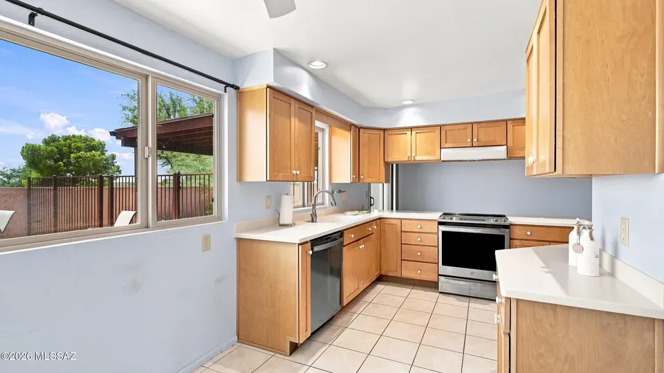 4 Bed 2 Bath Established Mid-Century Residence in Tucson, AZ - 4