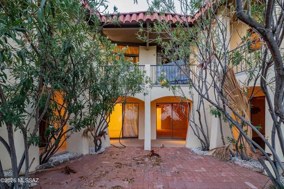 4 Bed 2 Bath Established Mid-Century Residence in Tucson, AZ - 3