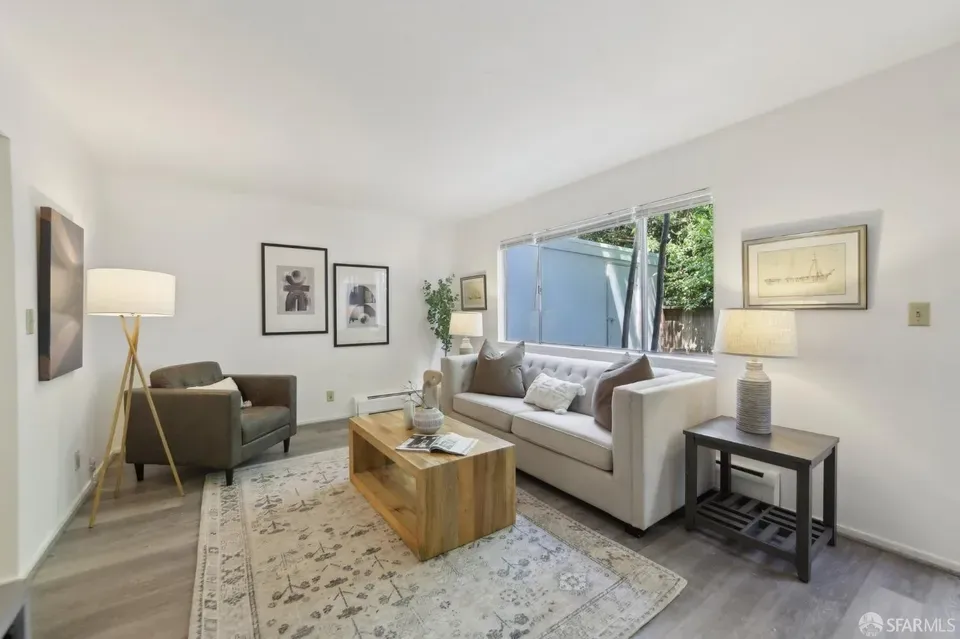 4 Bed 2 Bath Established Multi-Level Townhouse in San Francisco, CA - 5