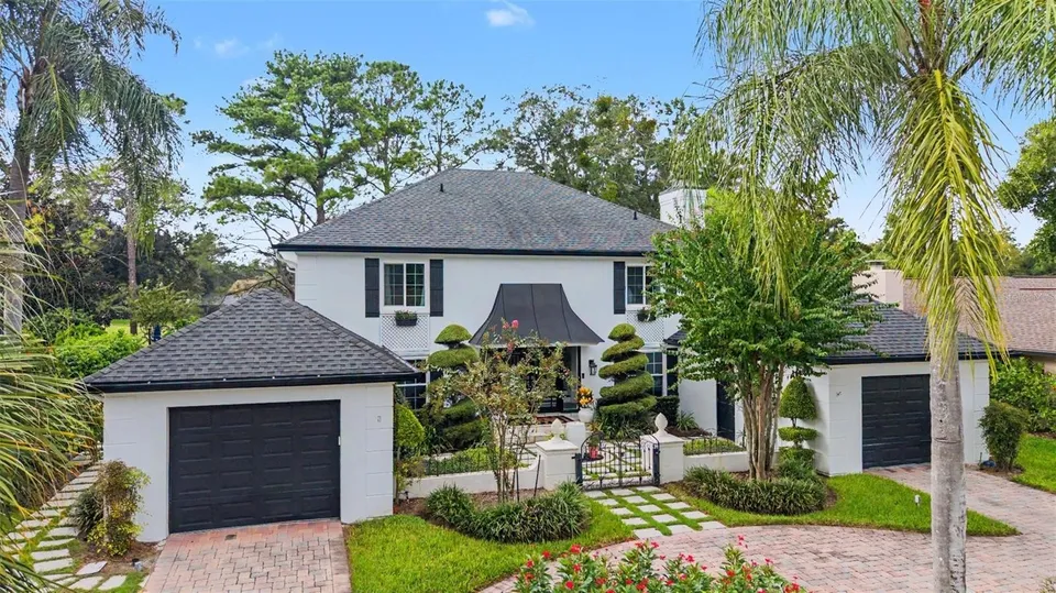 4 Bed 2 Bath Modern Farmhouse in Tampa, FL