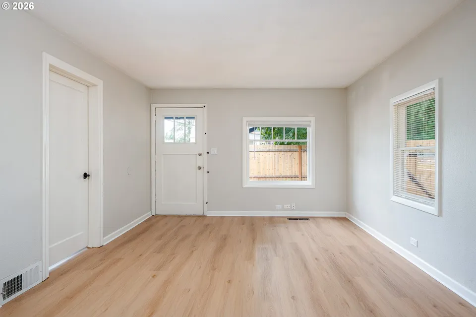 Interior view 3