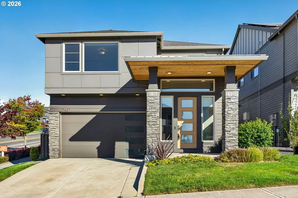 4 Bed 2 Bath Modern Contemporary Residence in Beaverton, OR - 1