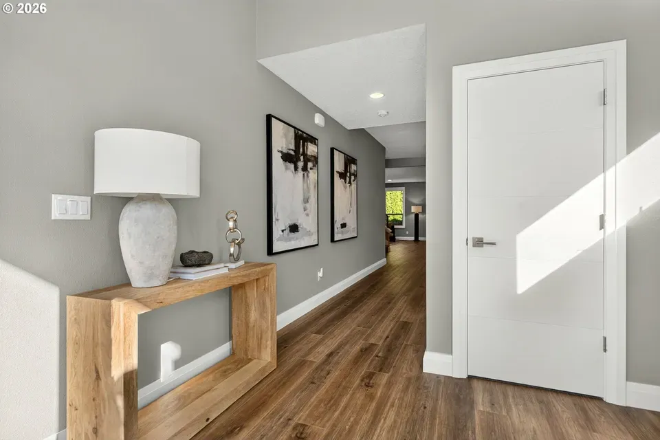 4 Bed 2 Bath Modern Contemporary Residence in Beaverton, OR - 5