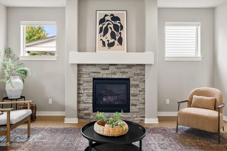 4 Bed 2 Bath Modern Contemporary Residence in Bend, OR - 4