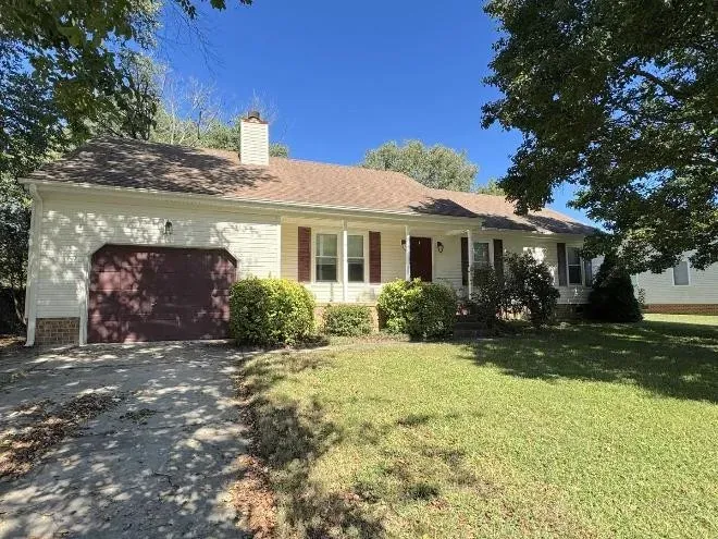 4 Bed 2 Bath Modern Contemporary Residence in Chesapeake, VA