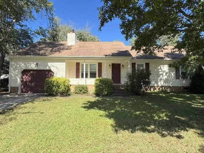 4 Bed 2 Bath Modern Contemporary Residence in Chesapeake, VA - 2