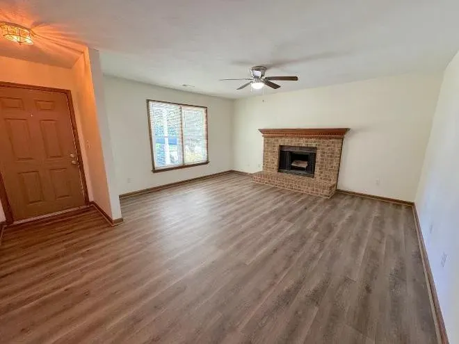 4 Bed 2 Bath Modern Contemporary Residence in Chesapeake, VA - 3