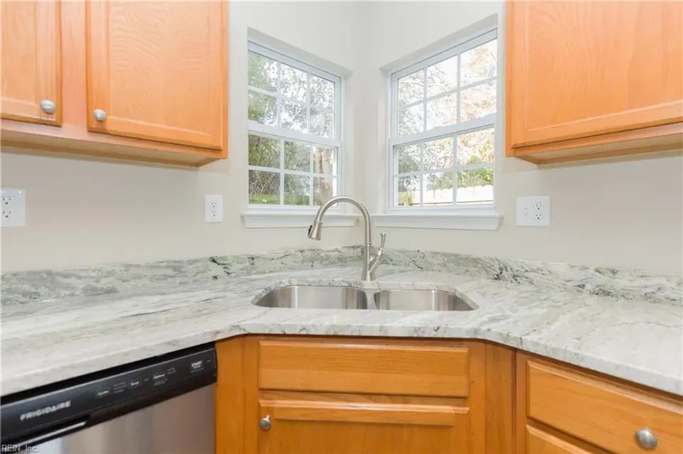 4 Bed 2 Bath Modern Contemporary Residence in Chesapeake, VA - 3
