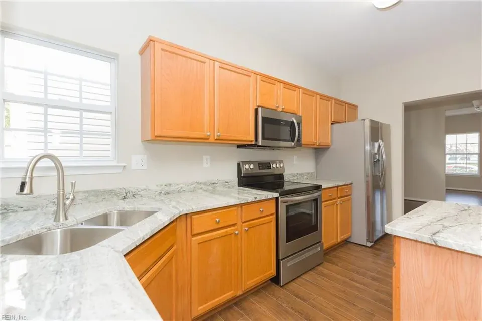 4 Bed 2 Bath Modern Contemporary Residence in Chesapeake, VA - 4