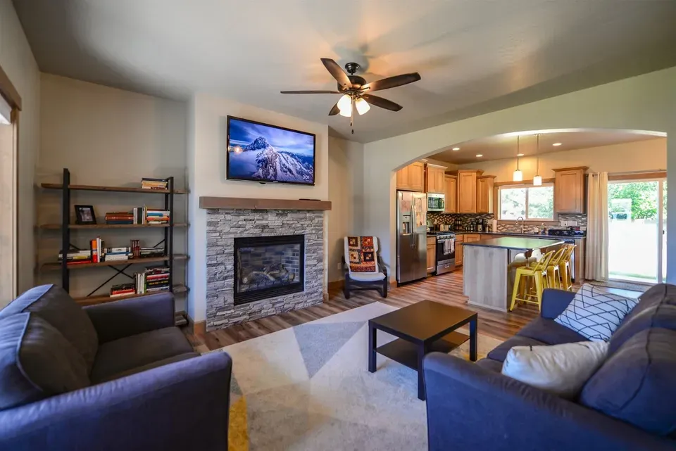 4 Bed 2 Bath Modern Contemporary Residence in Coeur d Alene, ID