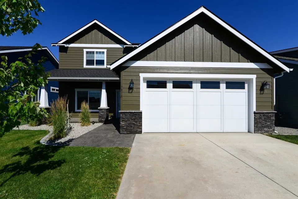 4 Bed 2 Bath Modern Contemporary Residence in Coeur d Alene, ID - 4