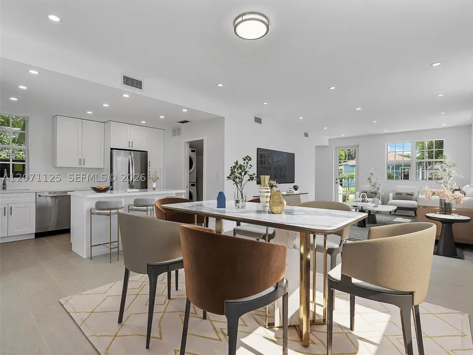 4 Bed 2 Bath Modern Contemporary Residence in Coral Gables, FL - 5