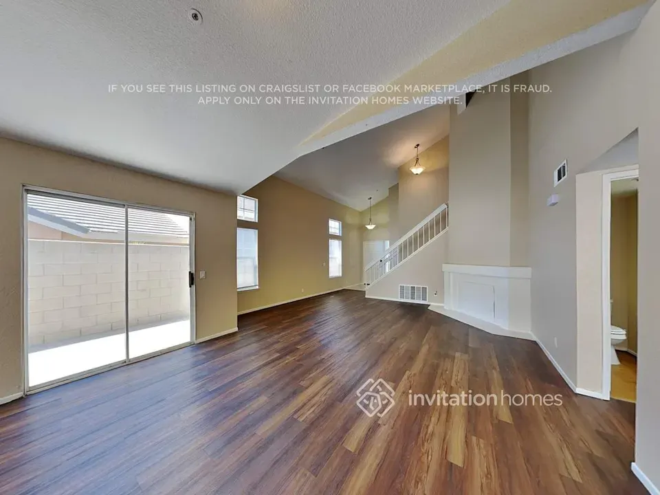 4 Bed 2 Bath Modern Contemporary Residence in Fontana, CA - 5