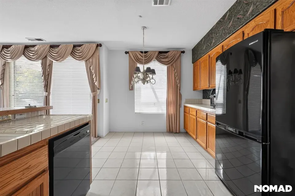4 Bed 2 Bath Modern Contemporary Residence in Fontana, CA - 2