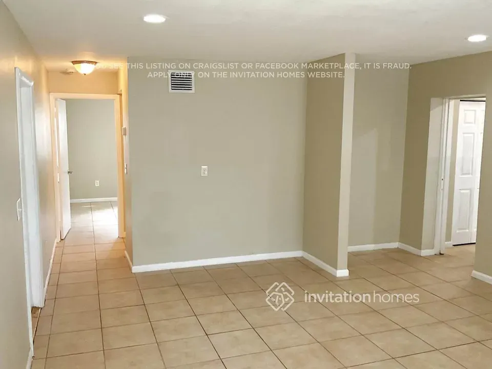 4 Bed 2 Bath Modern Contemporary Residence in Hollywood, FL - 3