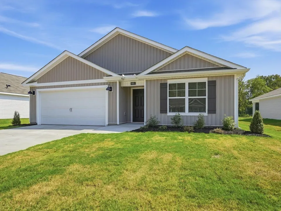 4 Bed 2 Bath Modern Contemporary Residence in Huntsville, AL - 1
