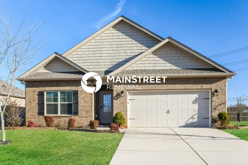 4 Bed 2 Bath Modern Contemporary Residence in Huntsville, AL