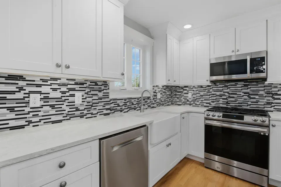 4 Bed 2 Bath Modern Contemporary Residence in Manchester, NH - 5