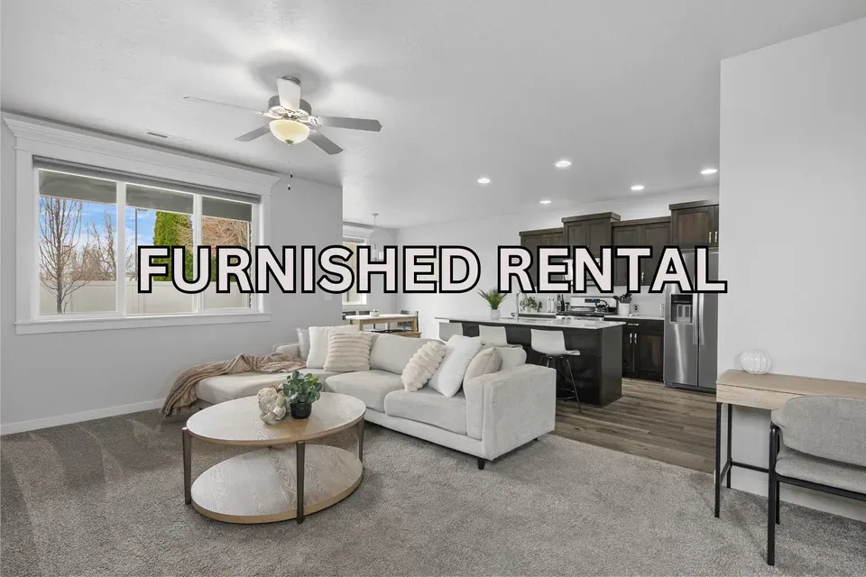 4 Bed 2 Bath Modern Contemporary Residence in Meridian, ID