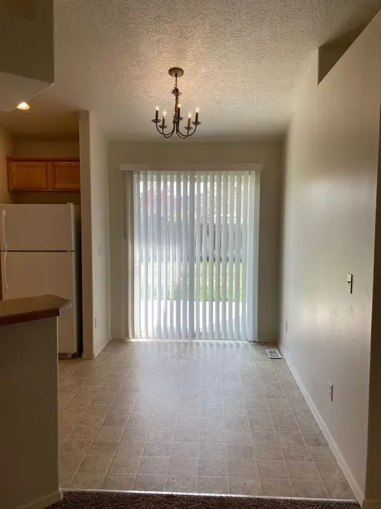 4 Bed 2 Bath Modern Contemporary Residence in Meridian, ID - 5