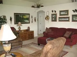 4 Bed 2 Bath Modern Contemporary Residence in Meridian, ID - 2