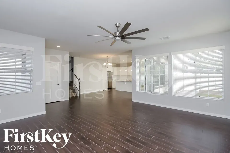 4 Bed 2 Bath Modern Contemporary Residence in Mesa, AZ - 3