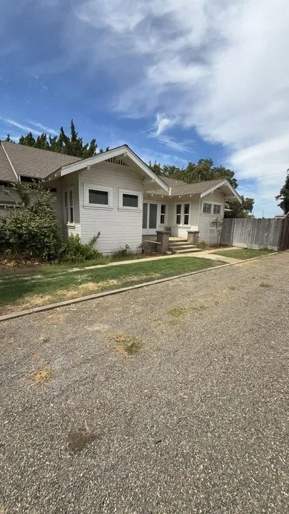 4 Bed 2 Bath Modern Contemporary Residence in Modesto, CA - 3
