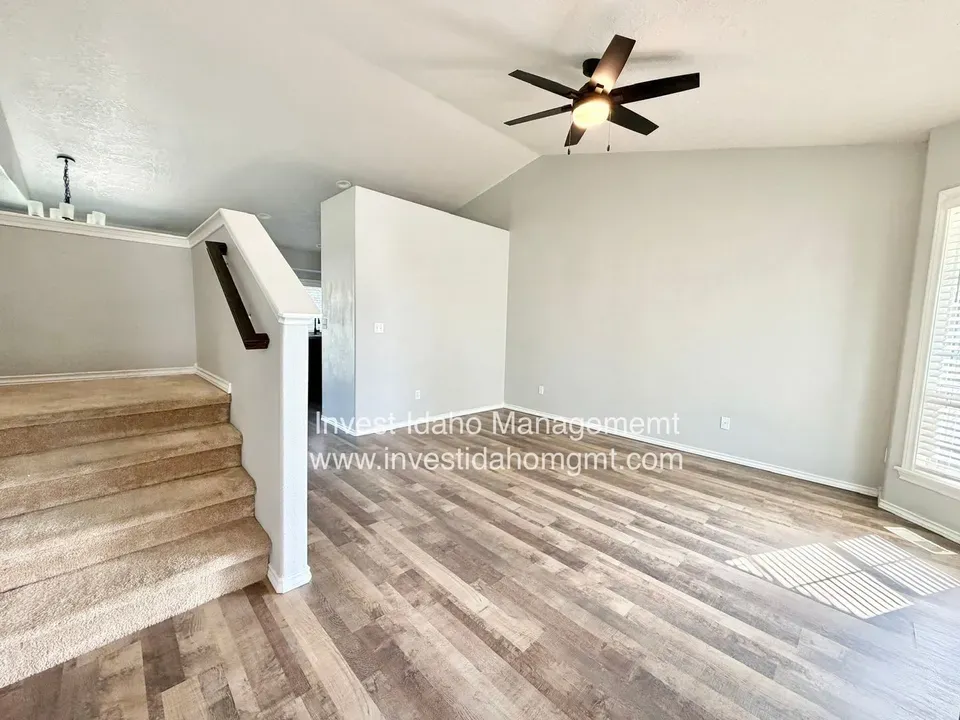 4 Bed 2 Bath Modern Contemporary Residence in Nampa, ID - 2