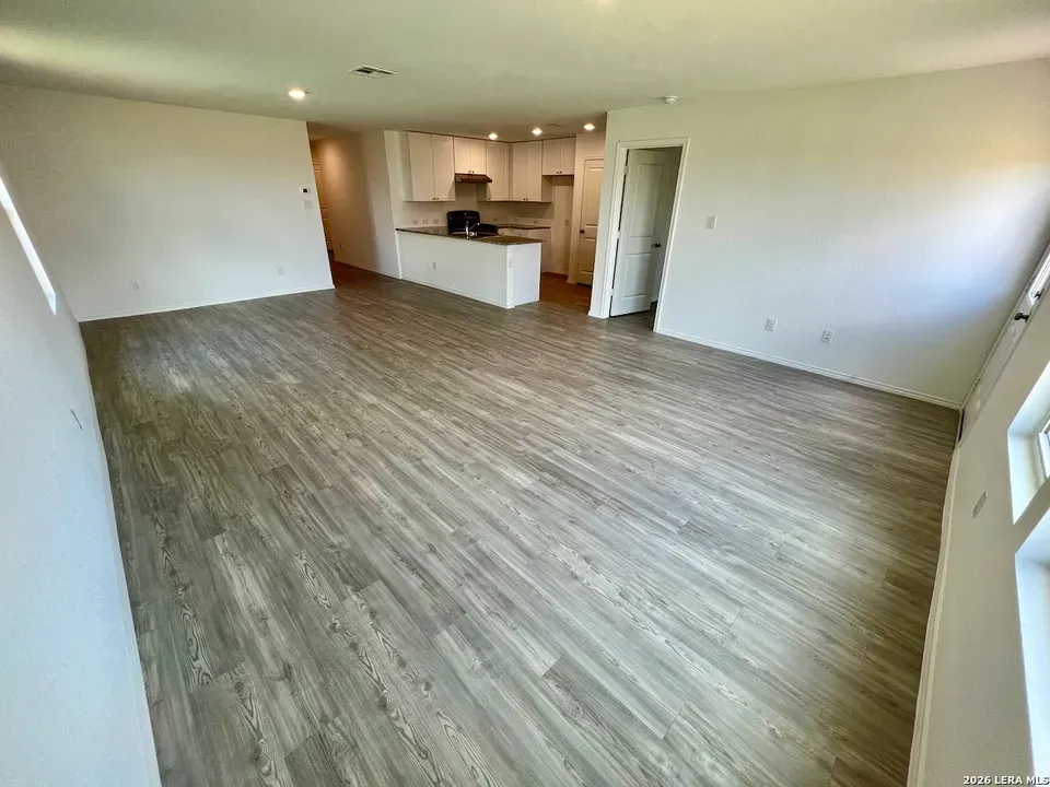 4 Bed 2 Bath Modern Contemporary Residence in New Braunfels, TX - 4