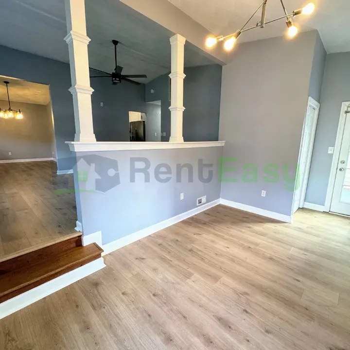 4 Bed 2 Bath Modern Contemporary Residence in Norfolk, VA - 4