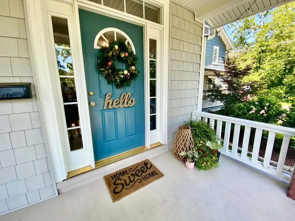4 Bed 2 Bath Modern Contemporary Residence in Norfolk, VA - 2