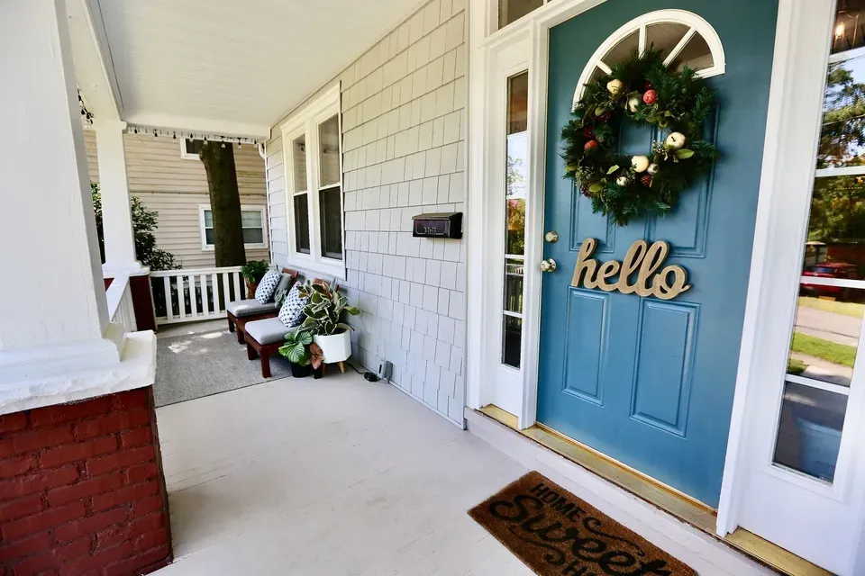 4 Bed 2 Bath Modern Contemporary Residence in Norfolk, VA - 3
