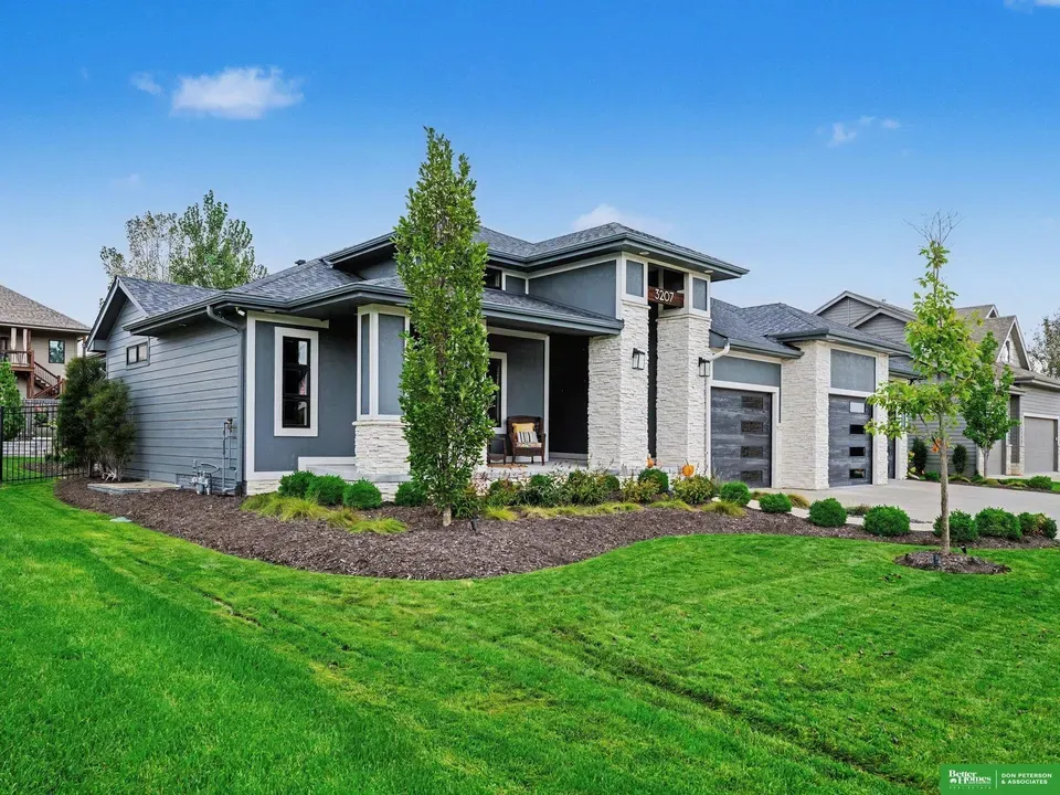 4 Bed 2 Bath Modern Contemporary Residence in Omaha, NE - 3