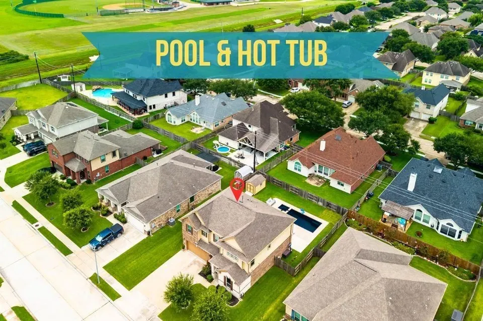 4 Bed 2 Bath Modern Contemporary Residence in Pearland, TX - 1
