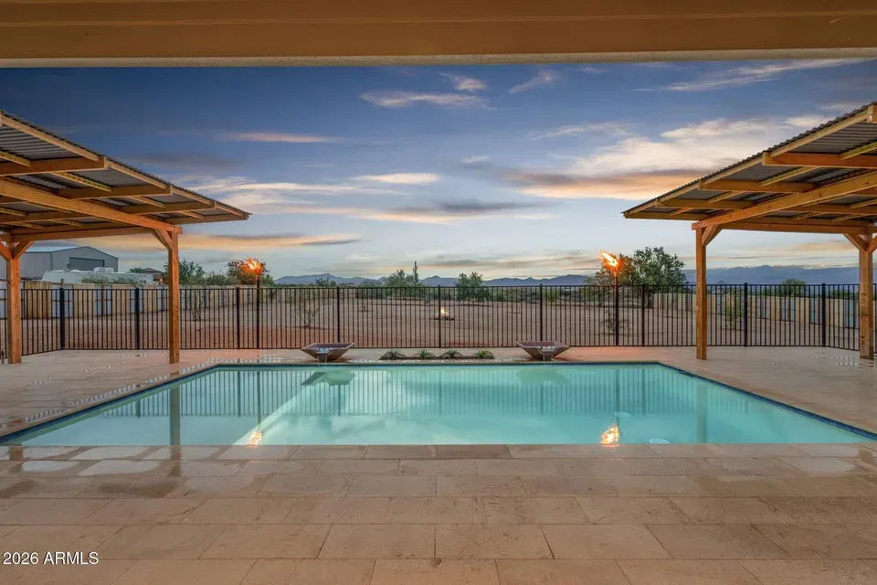 4 Bed 2 Bath Modern Contemporary Residence in Scottsdale, AZ - 1