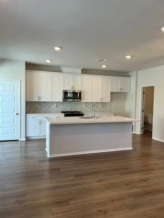 4 Bed 2 Bath Modern Contemporary Residence in Temecula, CA - 2