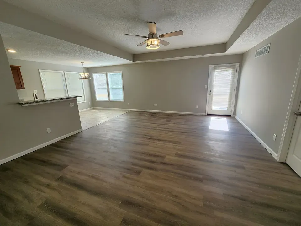 4 Bed 2 Bath Modern Contemporary Residence in Topeka, KS - 4