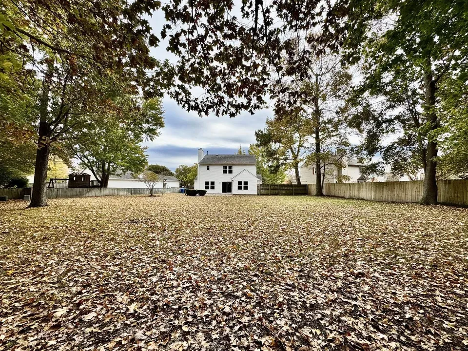 4 Bed 2 Bath Modern Contemporary Residence in Virginia Beach, VA - 2