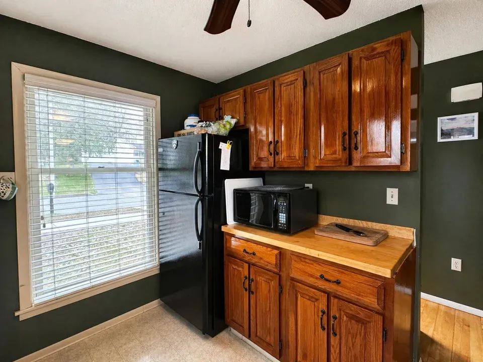 4 Bed 2 Bath Multi-Unit Residential Property in Burlington, VT - 5