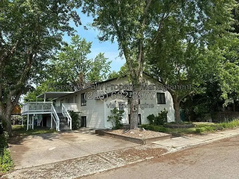 4 Bed 2 Bath Multi-Unit Residential Property in Coeur d Alene, ID