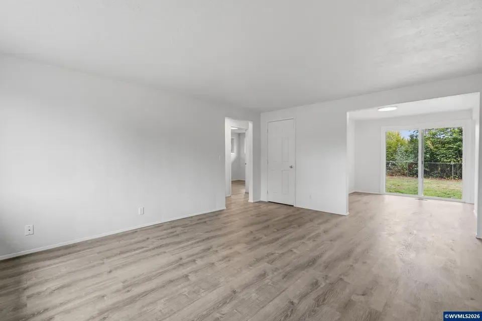 4 Bed 2 Bath Multi-Unit Residential Property in Corvallis, OR - 4