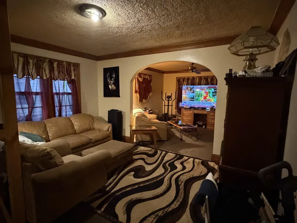 4 Bed 2 Bath Multi-Unit Residential Property in Kenosha, WI - 5
