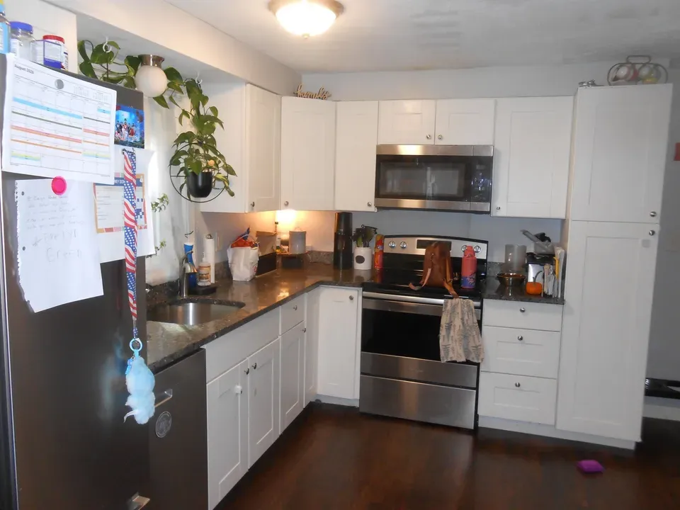 4 Bed 2 Bath Multi-Unit Residential Property in Manchester, NH - 5