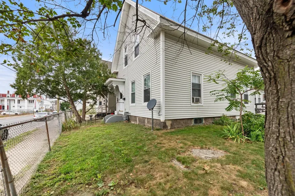 4 Bed 2 Bath Multi-Unit Residential Property in Manchester, NH