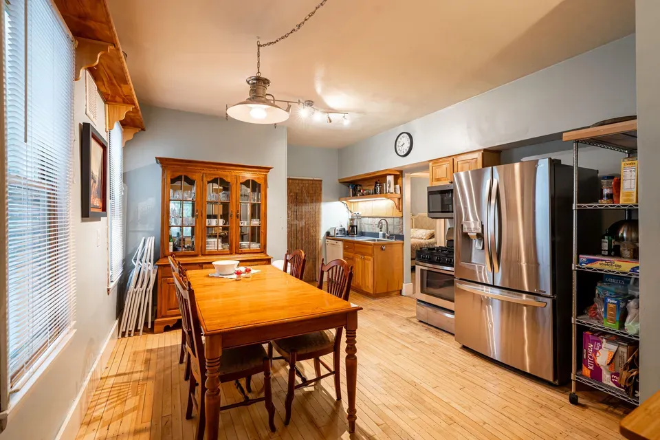 4 Bed 2 Bath Multi-Unit Residential Property in Milwaukee, WI - 3
