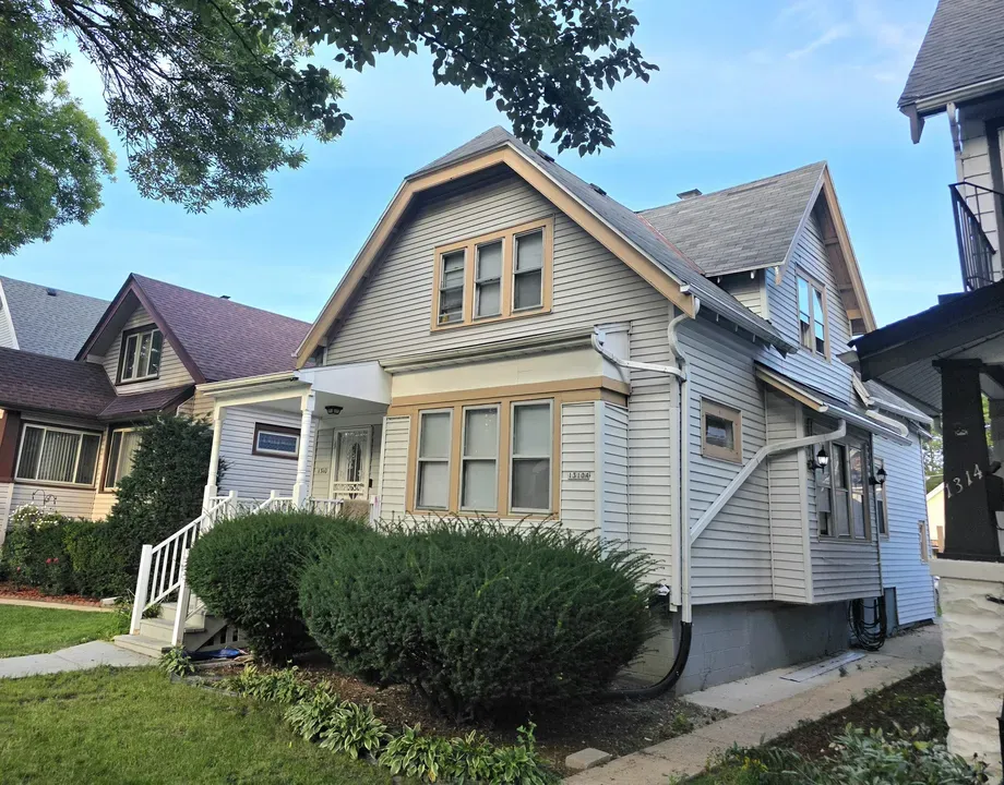 4 Bed 2 Bath Multi-Unit Residential Property in Milwaukee, WI