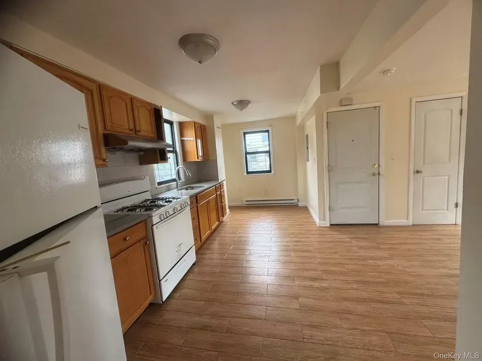 4 Bed 2 Bath Multi-Unit Residential Property in Queens, NY